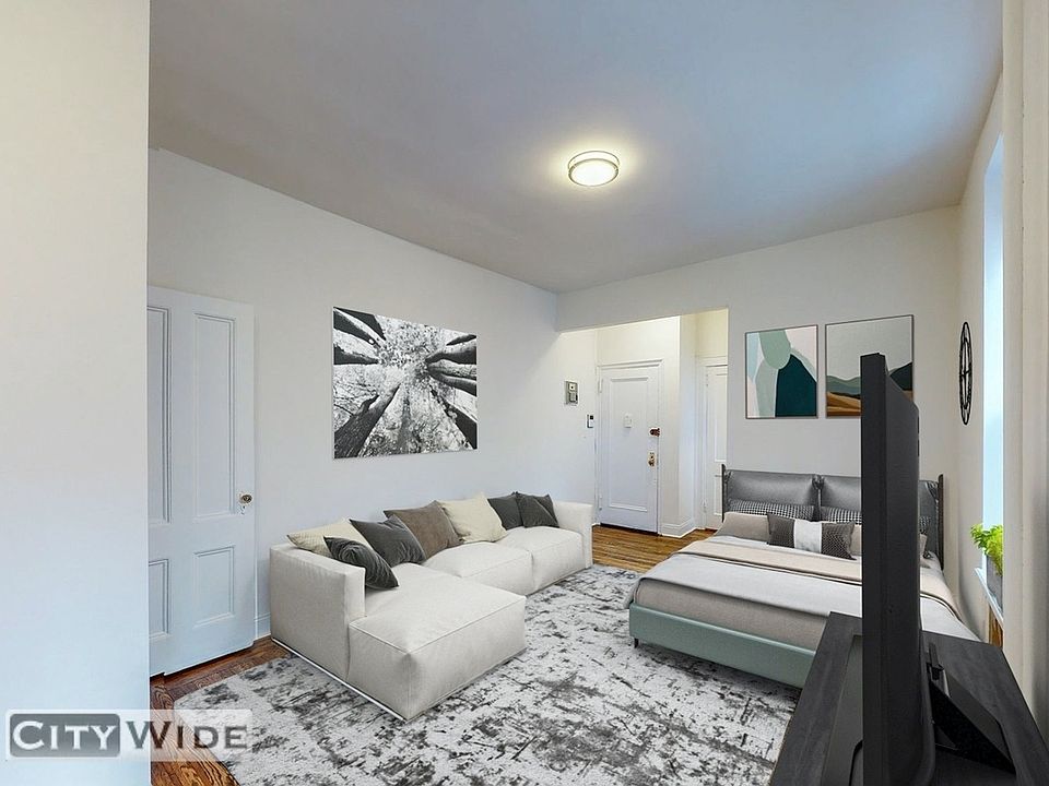 2nd image of 171 E 88th St #3E