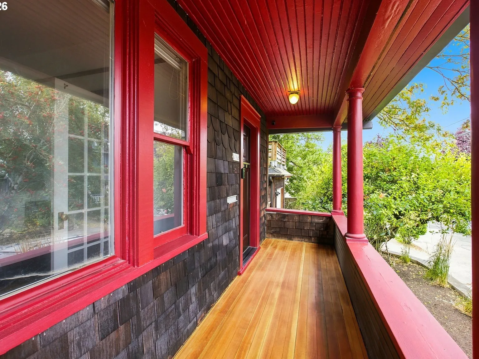3 bed, 1.5 bath, 2541 sqft, $3,400 — Photo 4