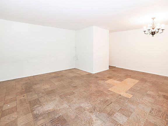 3rd image of 417 Grand St Unit F101
