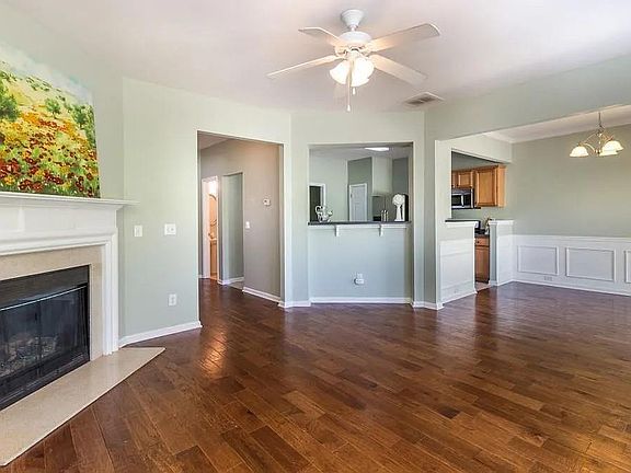 2nd image of 5640 Sterling Ct
