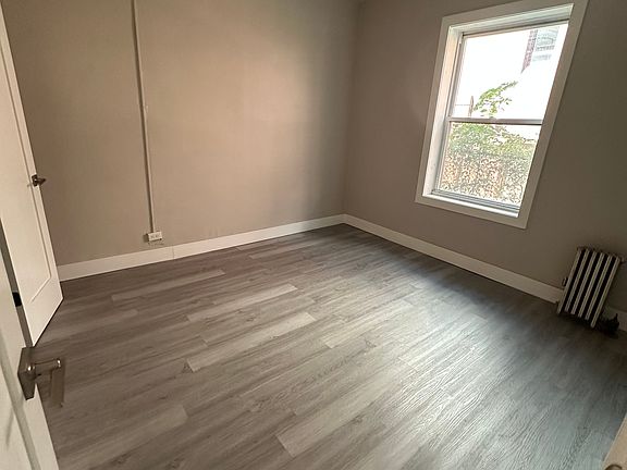 5th image of 104 Belmont Ave #C1