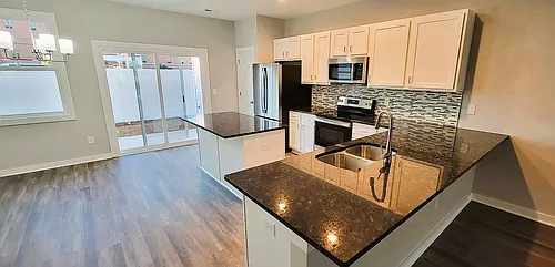 606 Windsurfing Ln Photo 1