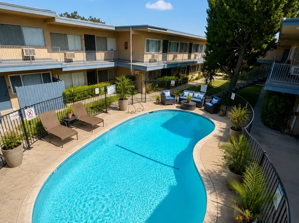 11808 Kittridge St #21, North Hollywood, CA 91606