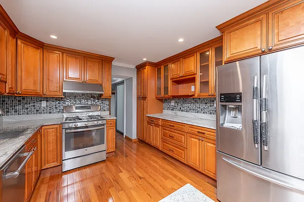 Rented by Modern Spaces | media 12