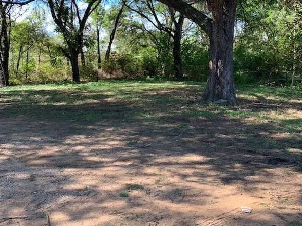 518 Baurline St, Fort Worth, TX 76111