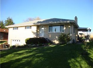 15 Rossi Dr, Mc Kees Rocks, PA 15136