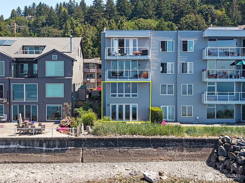 3rd image of 4163 Beach Drive SW #102