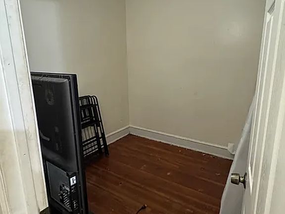 5th image of 166-25 89th Ave #B3
