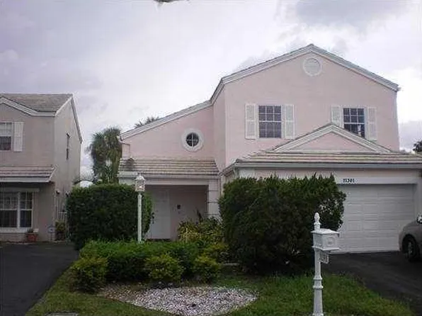 21391 Millbrook Ct, Boca Raton, FL 33498