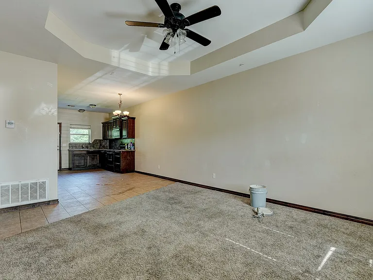 2220 W Utah Ave — Photo 6