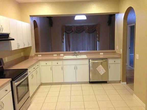 4th image of 3490 Stoneway Dr
