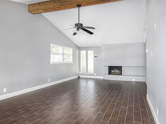 5th image of 11851 High Meadow Dr