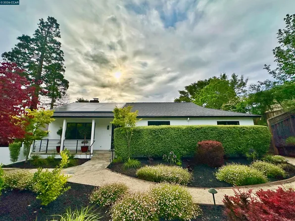 31 Crestview Dr, Orinda, CA 94563