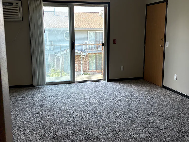 2029 Greenway Cross — Photo 15