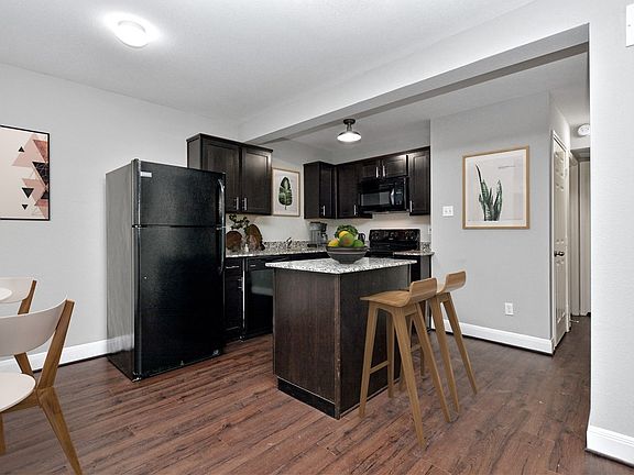 4th image of 4715 Harmon Ave APT 201