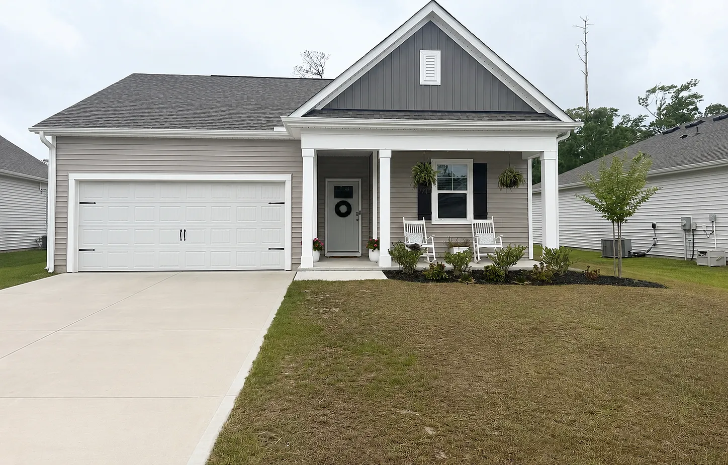 4 bed, 1774 sqft, $2,100 — Photo 1