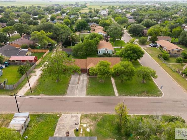 400 S 3rd St, Raymondville, TX 78580