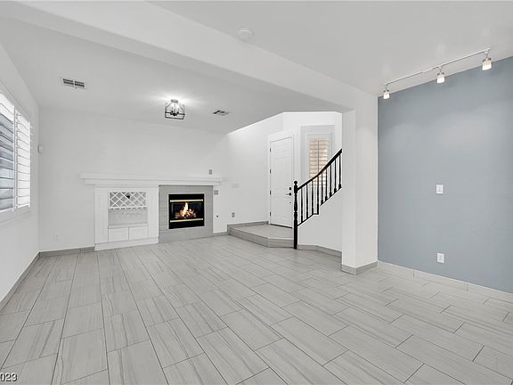 5th image of 4661 Altina St