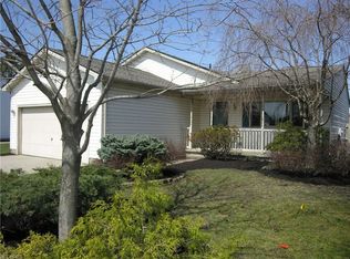 228 Finch Dr, Elyria, OH 44035