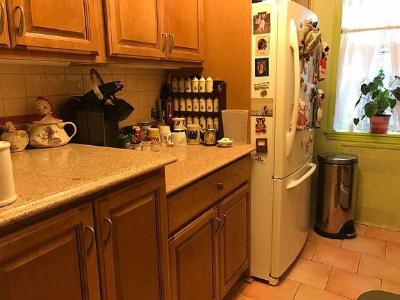 4th image of 24 Mulford Pl APT 2E