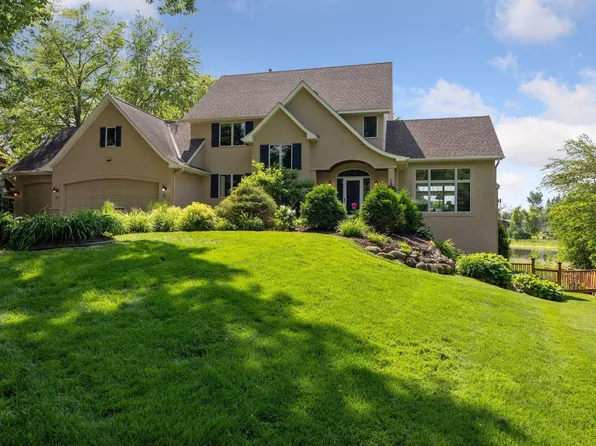 180 Ranchview Ln S, Wayzata, MN 55391