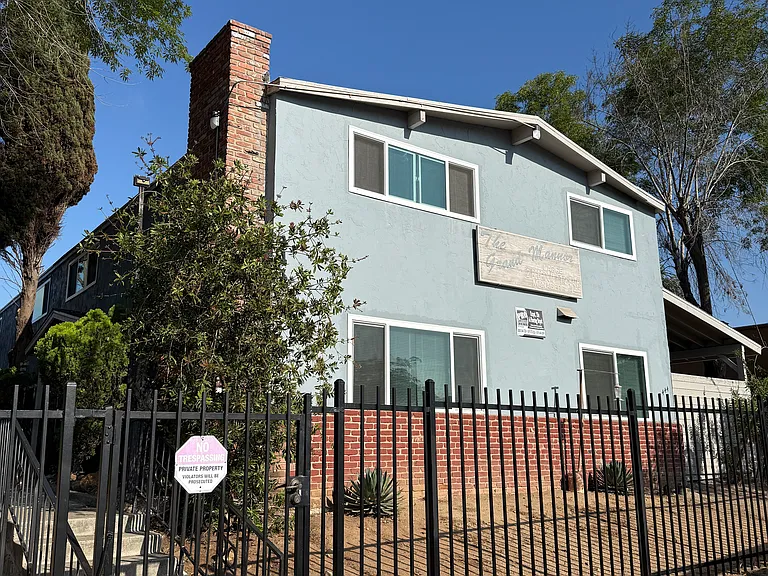 444 Grand Ave #I — Photo 1