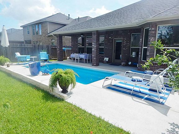 4th image of 17227 Lowell Lake Ln