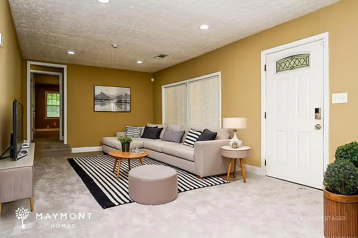 325 Longview Rd — Photo 4