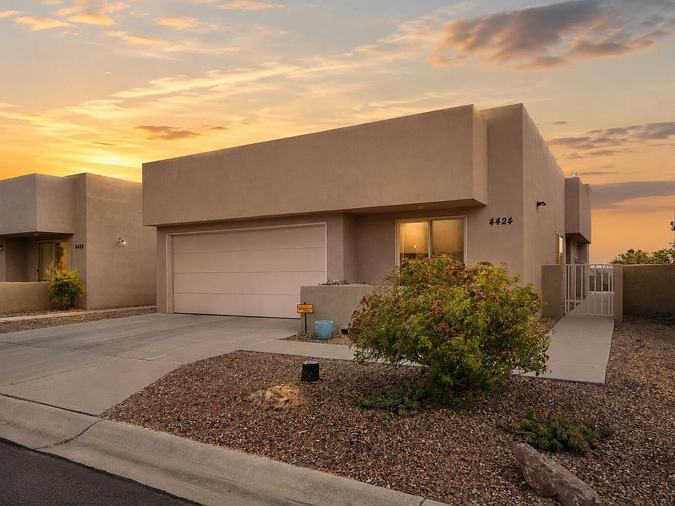 1st image of 4424 Desert Lily Ct SE