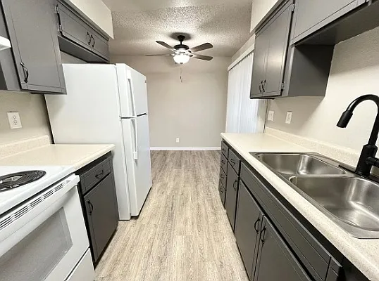 Creekside Apartments
