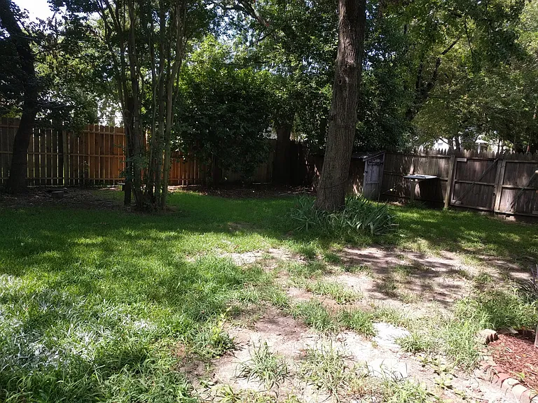 849 49th St — Photo 11