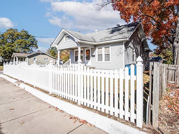 2nd image of 505 E Acton Ave