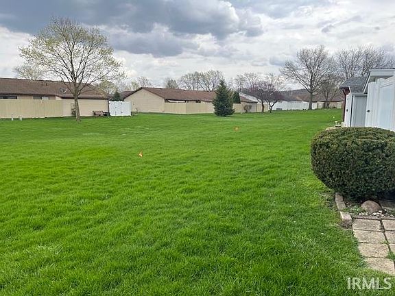 5th image of 1405 Berkley Cir