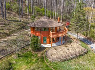 53 Yale Rd, Hendersonville, NC 28739