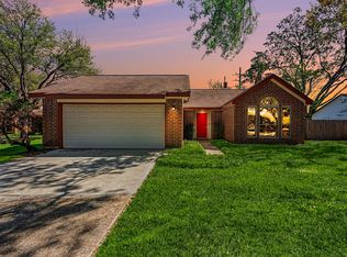 9806 Paddock Ct, Houston, TX 77065