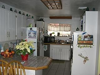 Eat-in-Kitchen