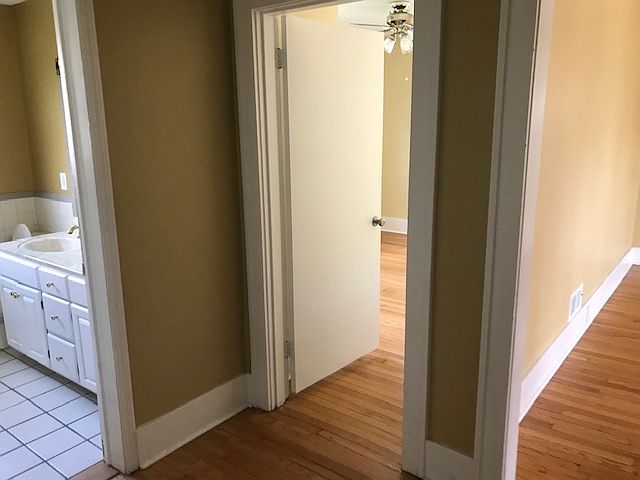 2nd image of 507 W 4th St
