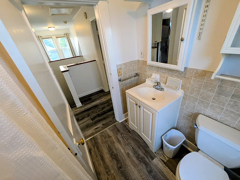 90 Gibbs Ave #4 — Photo 13