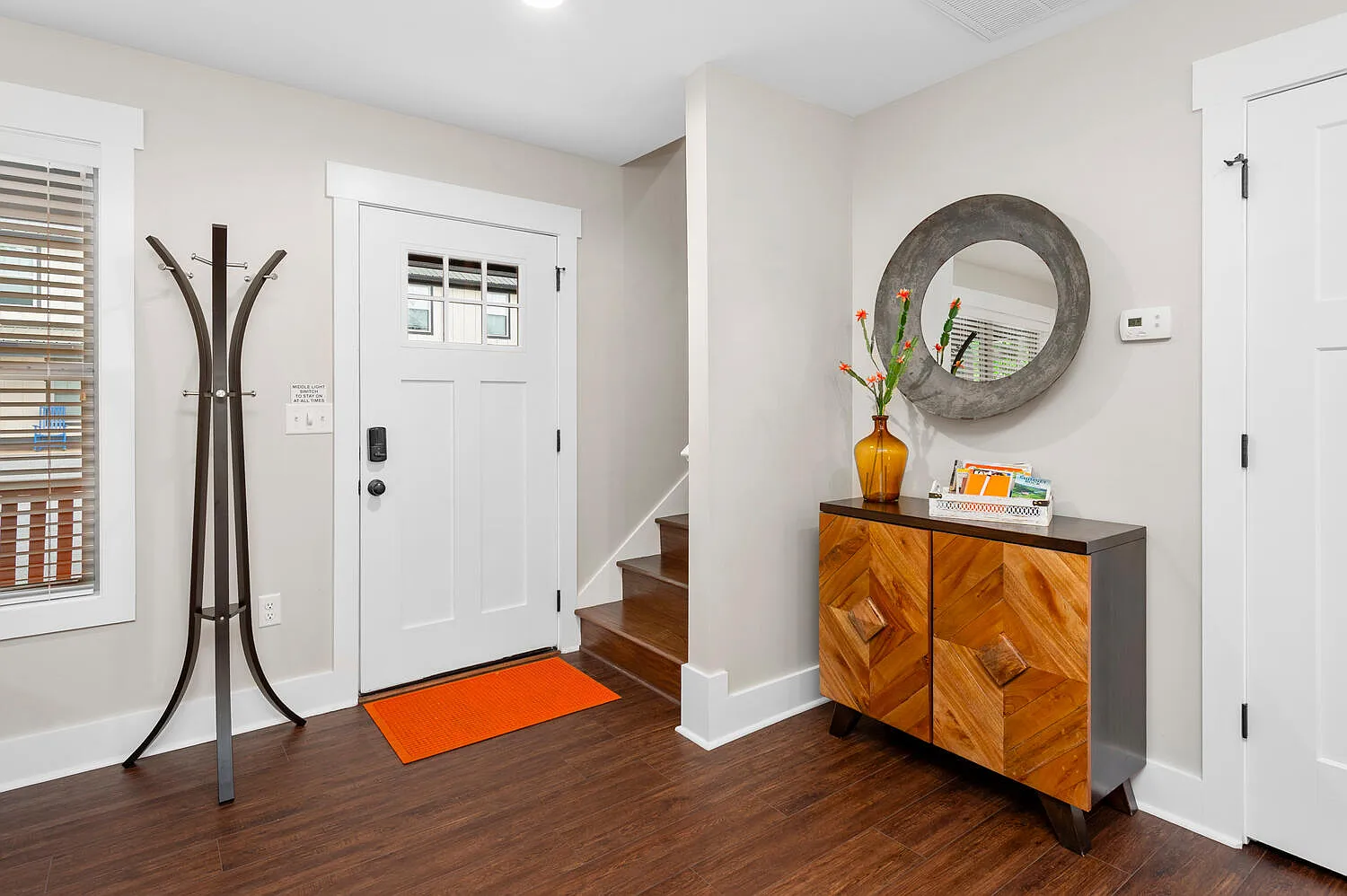 2 bed, 1150 sqft, $2,600 — Photo 4