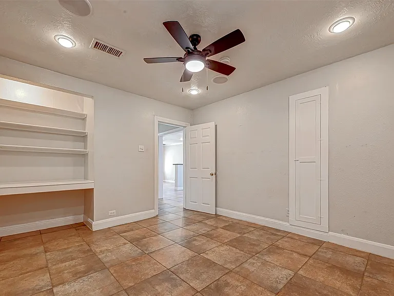 817 Eleanor St — Photo 31