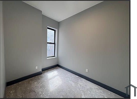 3rd image of 1142 Bryant Ave APT 4