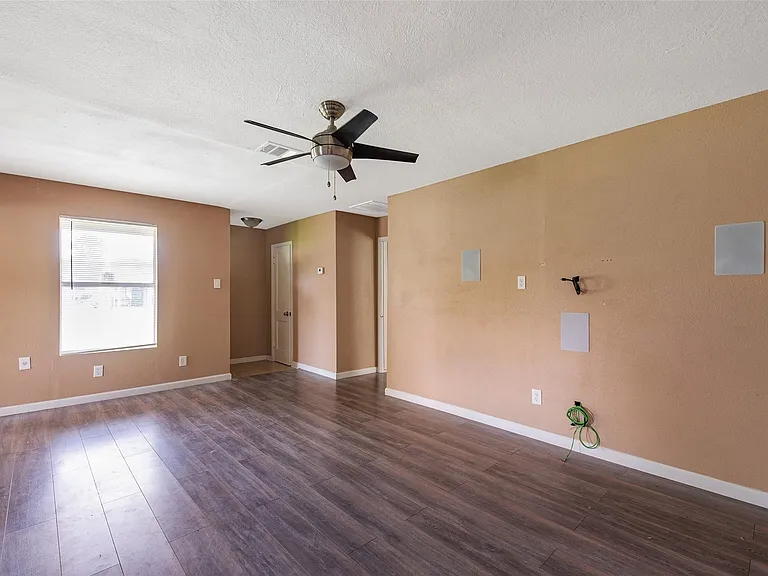 202 Norview Dr — Photo 5