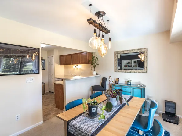 1655 Riverside Dr APT 8, Rochester Hills, MI 48309
