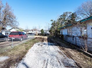 8701 John St, Houston, TX 77012