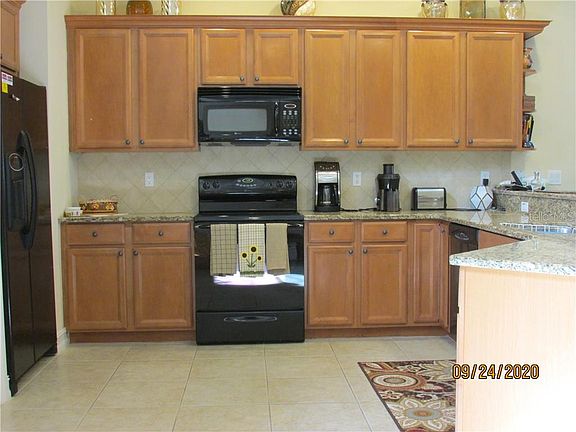 5th image of 1417 Tessano Pl