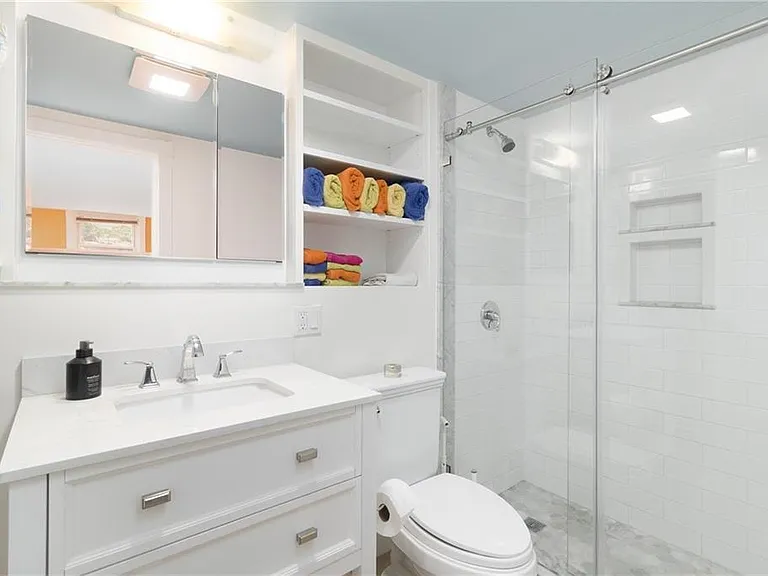 428 Gibbs Ave #4 — Photo 10
