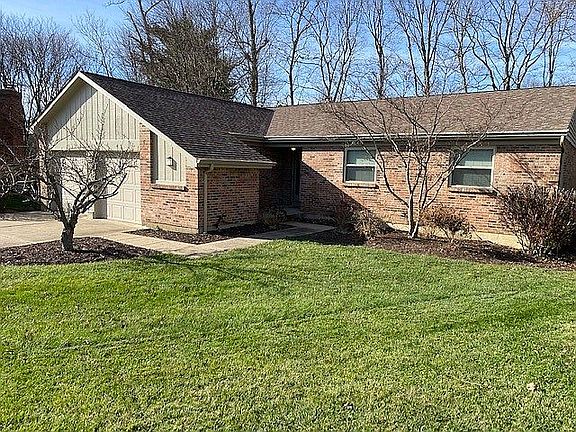 2nd image of 7704 Stonehill Dr