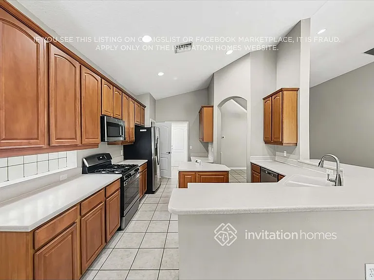12575 Cara Cara Loop — Photo 8