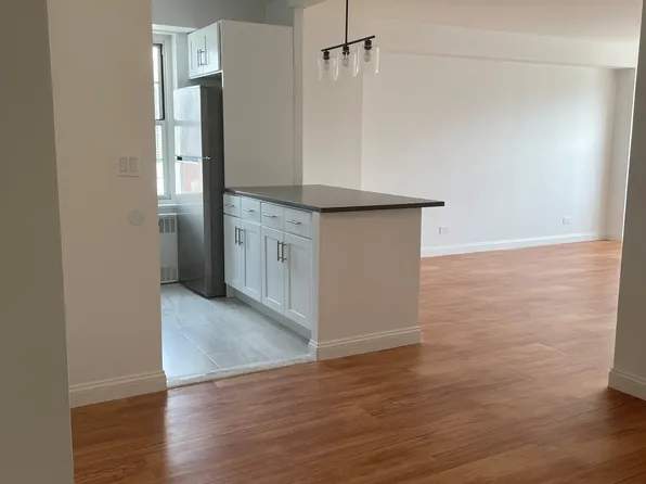 747 10th Avenue image 1 of 12