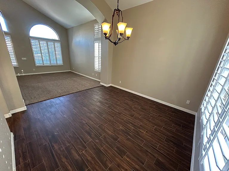 5163 W Village Dr — Photo 9